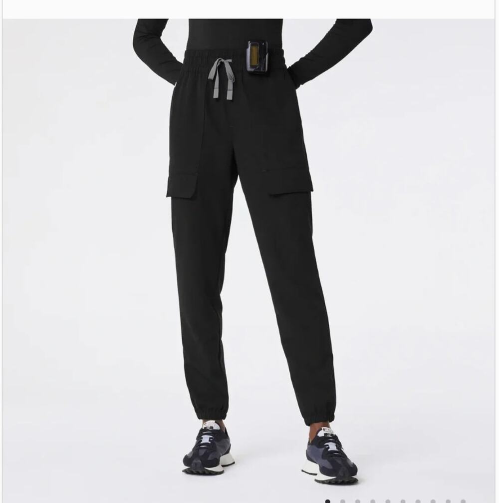 Figs sierra jogger scrub pants black - Picture 1 of 7